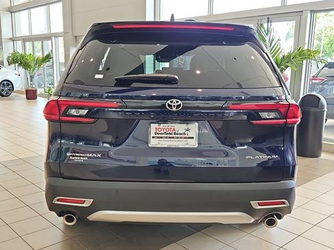 New 2025 Toyota Grand Highlander MAX Platinum image 3