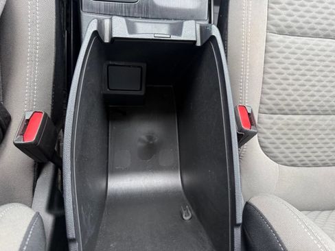 Used 2022 Ford Escape SE w/ Convenience Package FWD image 27