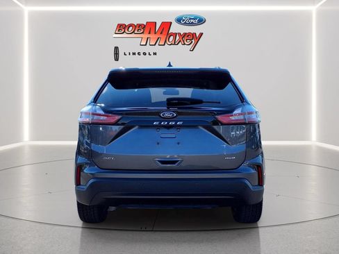 Used 2023 Ford Edge SEL w/ Sport Appearance Package AWD/4WD image 6