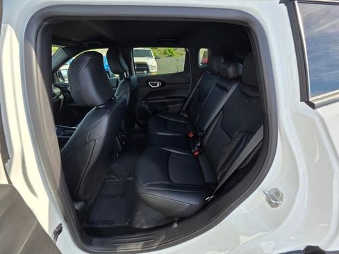 New 2026 Jeep Compass Latitude image 18