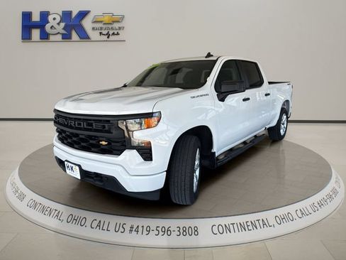 Used 2022 Chevrolet Silverado 1500 Custom AWD/4WD image 3