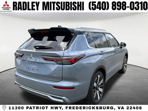 New 2026 Mitsubishi Outlander SEL image 18