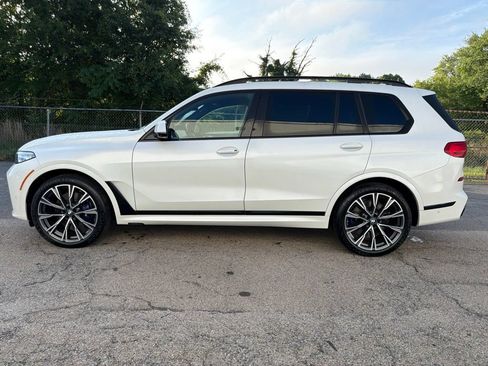 Used 2022 BMW X7 M50i AWD/4WD image 5