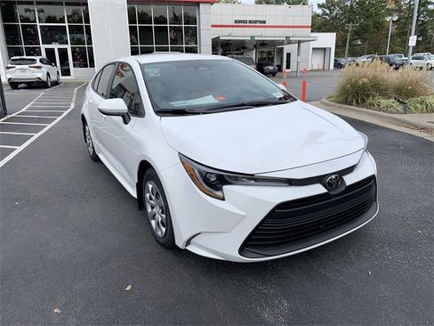 New 2026 Toyota Corolla LE image 2
