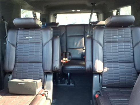 Used 2021 Cadillac Escalade ESV Sport Platinum image 36