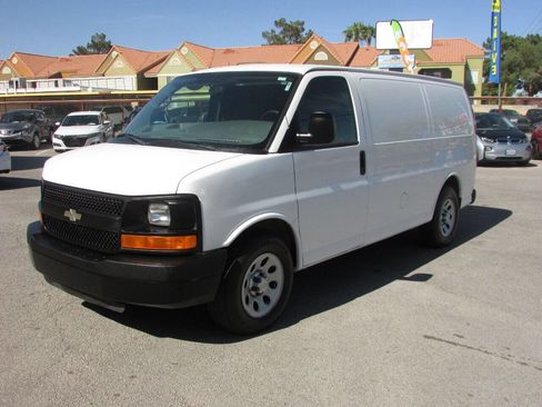 Used 2012 Chevrolet Express 1500 image 6