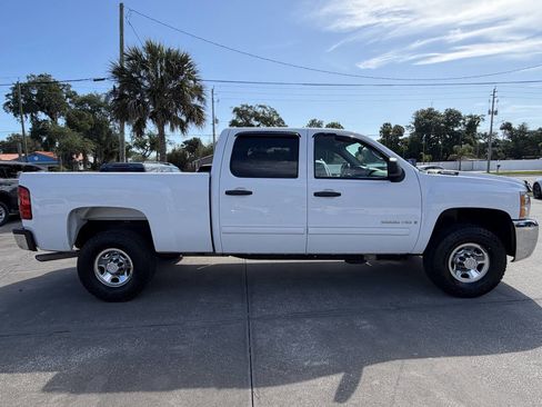 Used 2009 Chevrolet Silverado 2500 LT image 9