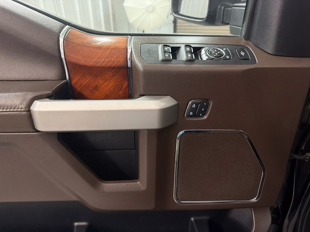 Used 2019 Ford F250 King Ranch w/ King Ranch Ultimate Package AWD/4WD image 20