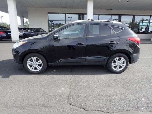 Used 2012 Hyundai Tucson GLS image 2