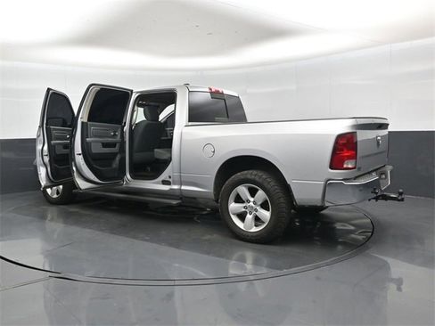 Used 2017 RAM 1500 Classic SLT image 46