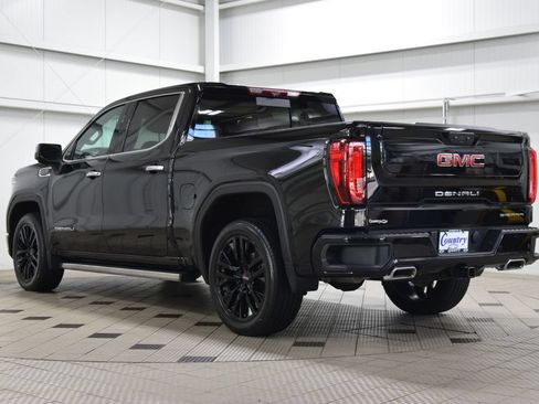 Used 2022 GMC Sierra 1500 Denali w/ Technology Package AWD/4WD image 6