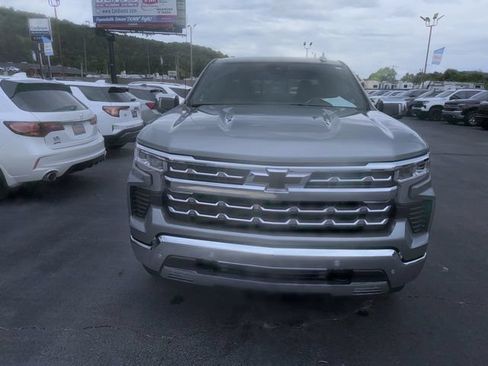 Certified 2025 Chevrolet Silverado 1500 LTZ AWD/4WD image 3