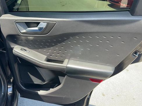 Used 2020 Ford Escape SEL FWD image 28