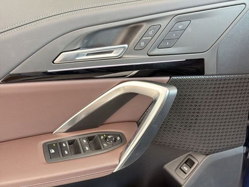 Used 2025 BMW X1 xDrive28i w/ Technology Package image 22