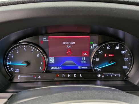 Used 2022 Ford Explorer XLT w/ Equipment Group 202A image 14