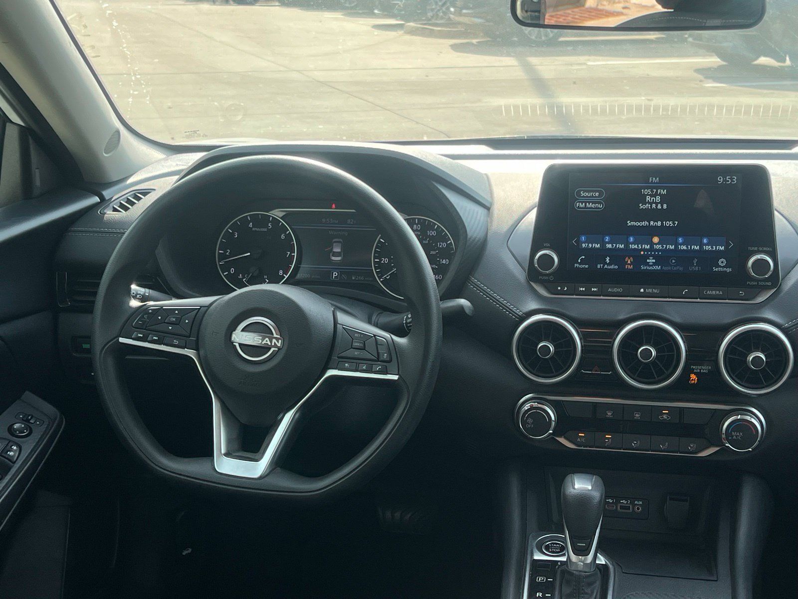 Used 2025 Nissan Sentra SV FWD image 18