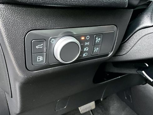 Used 2021 Ford Escape SE w/ SE Sport Appearance Package AWD/4WD image 33