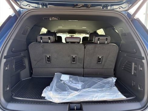 New 2026 Chevrolet Traverse RS image 11