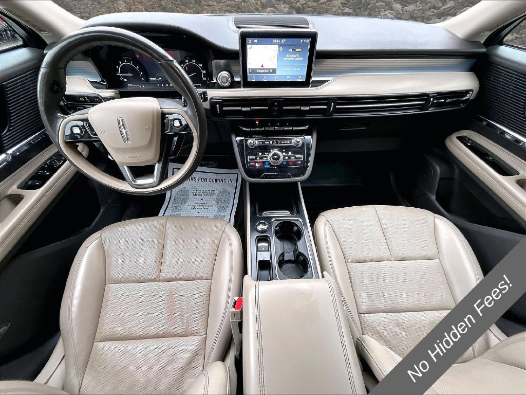 Used 2021 Lincoln Corsair AWD w/ Premium Package image 12