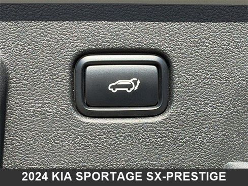 Used 2024 Kia Sportage SX image 16