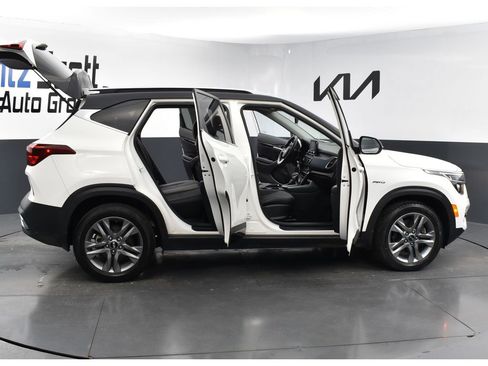 Used 2021 Kia Seltos S image 36