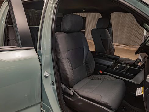 Used 2026 Toyota Tundra SR5 w/ SR5 Convenience Package AWD/4WD image 29