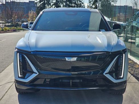 New 2026 Cadillac Lyriq Signature Sport w/ Nappa Leather Package image 8