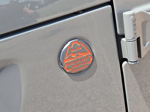 Used 2022 Jeep Gladiator Mojave w/ Trailer Tow Package AWD/4WD image 12
