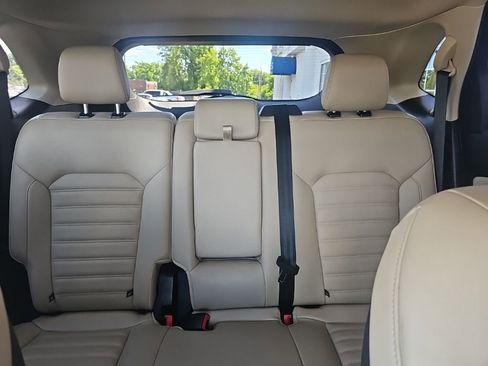 Used 2024 Ford Edge SEL w/ Convenience Package AWD/4WD image 9