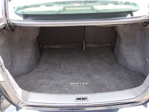 Used 2016 Nissan Sentra S FWD image 14
