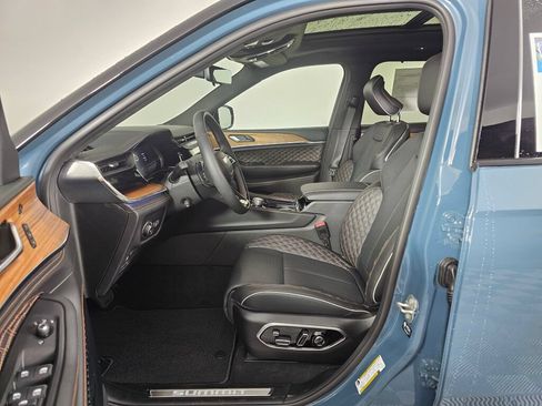 New 2026 Jeep Grand Cherokee L Summit AWD/4WD image 18