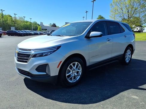 Used 2022 Chevrolet Equinox LT FWD image 3