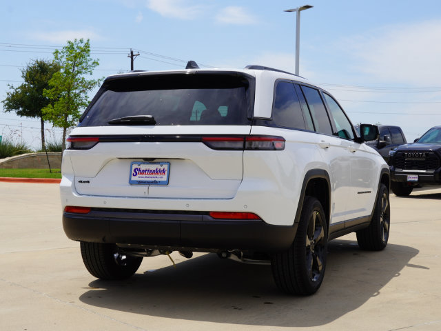 New 2026 Jeep Grand Cherokee Limited w/ Limited Altitude Package AWD/4WD image 10