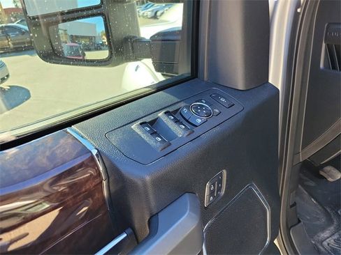 Used 2017 Ford F350 Platinum w/ Platinum Ultimate Package image 10