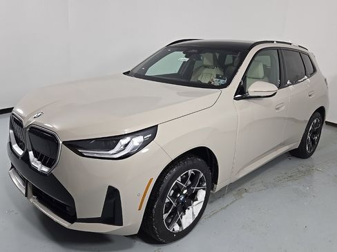 New 2026 BMW X3 xDrive30 w/ M Sport Package image 3