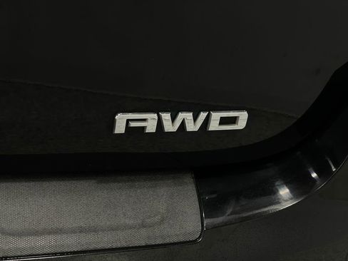 Used 2017 GMC Terrain SLT w/ Open Road Package image 39