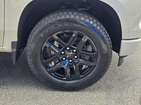New 2026 Chevrolet Silverado 1500 Custom w/ Turbomax Blackout Package AWD/4WD image 9
