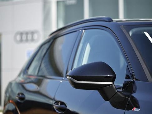 New 2026 Audi Q3 quattro 2.0T image 3