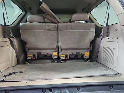 Used 2002 Toyota Sequoia Limited AWD/4WD image 10