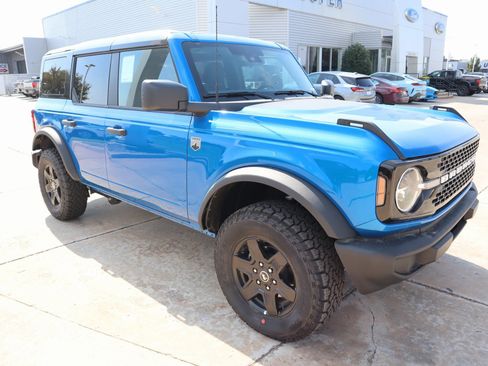 New 2025 Ford Bronco Big Bend AWD/4WD image 1
