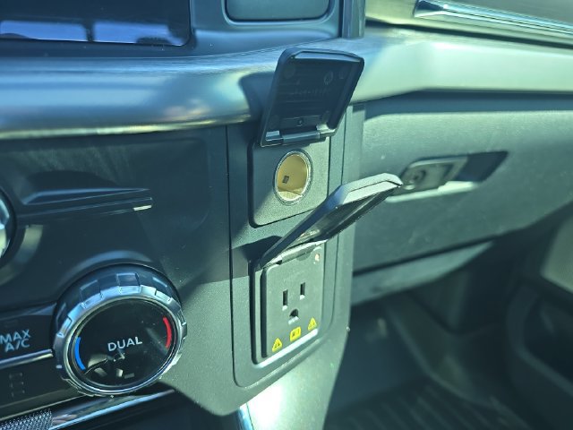 Used 2022 Ford F150 Lariat w/ Equipment Group 502A High AWD/4WD image 24