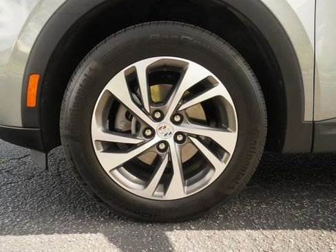 Used 2023 Buick Envision Essence image 35