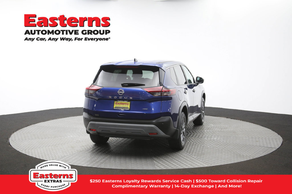 Used 2023 Nissan Rogue S AWD/4WD image 40