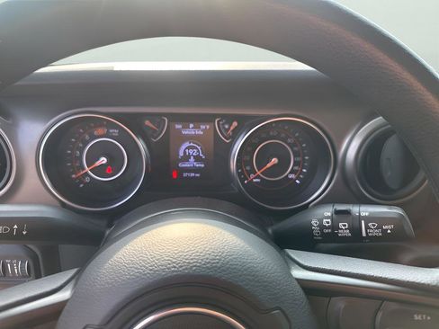 Certified 2022 Jeep Wrangler Unlimited Sport image 33