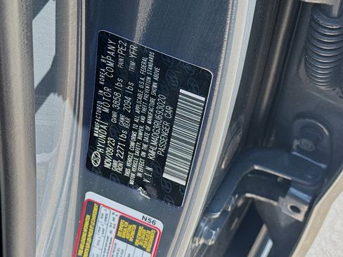 Used 2024 Hyundai Elantra SEL FWD image 34