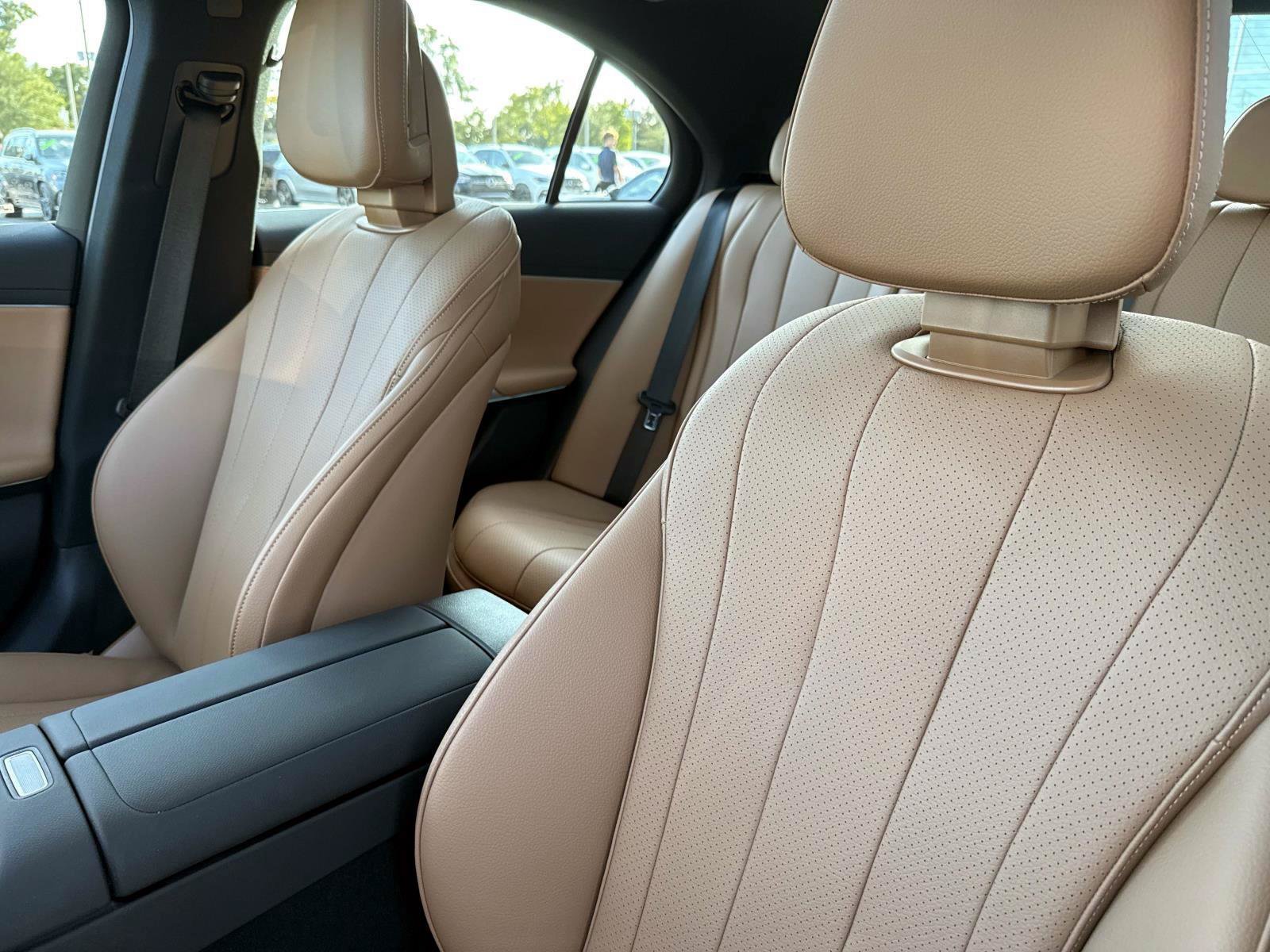 Used 2024 Mercedes-Benz E 350 4MATIC Sedan image 20