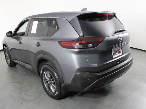 Certified 2021 Nissan Rogue S image 4