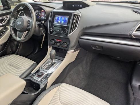 Used 2020 Subaru Forester Premium image 32