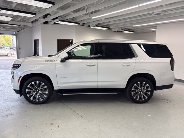 Used 2025 Chevrolet Tahoe High Country w/ Sun And Tow Package AWD/4WD image 5