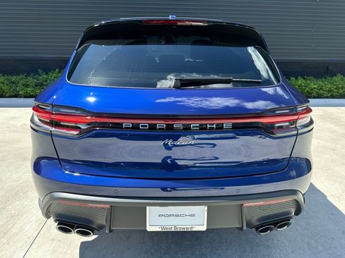 Used 2025 Porsche Macan AWD/4WD image 11